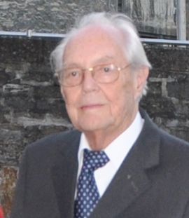 Dr. Karl Hospes 